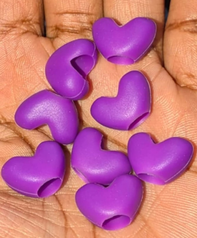 (Mini) Heart Shaped Purple Beads